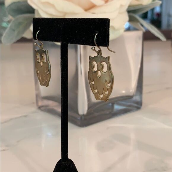 Vintage Owl Earrings - Picture 2 of 3
